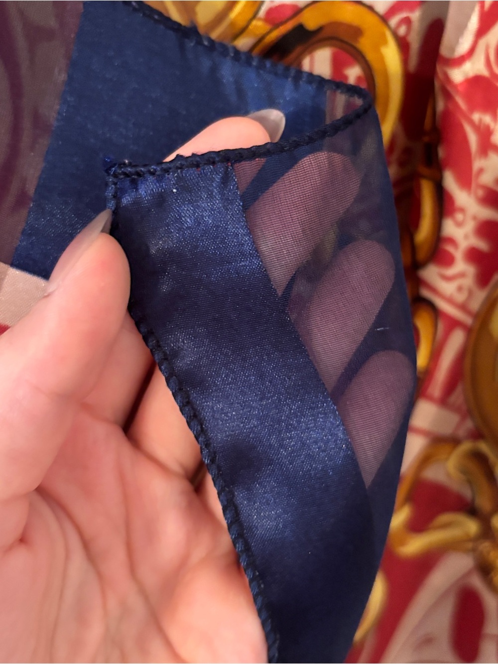 Vintage Chain Print Scarf - Picture 9 of 10